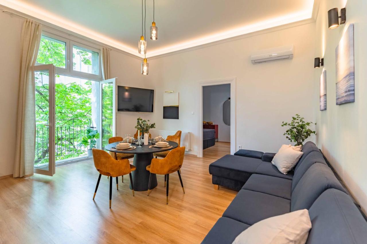 Modern Apartment French Balkony Βουδαπέστη Εξωτερικό φωτογραφία